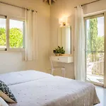 Kaminia Vila
